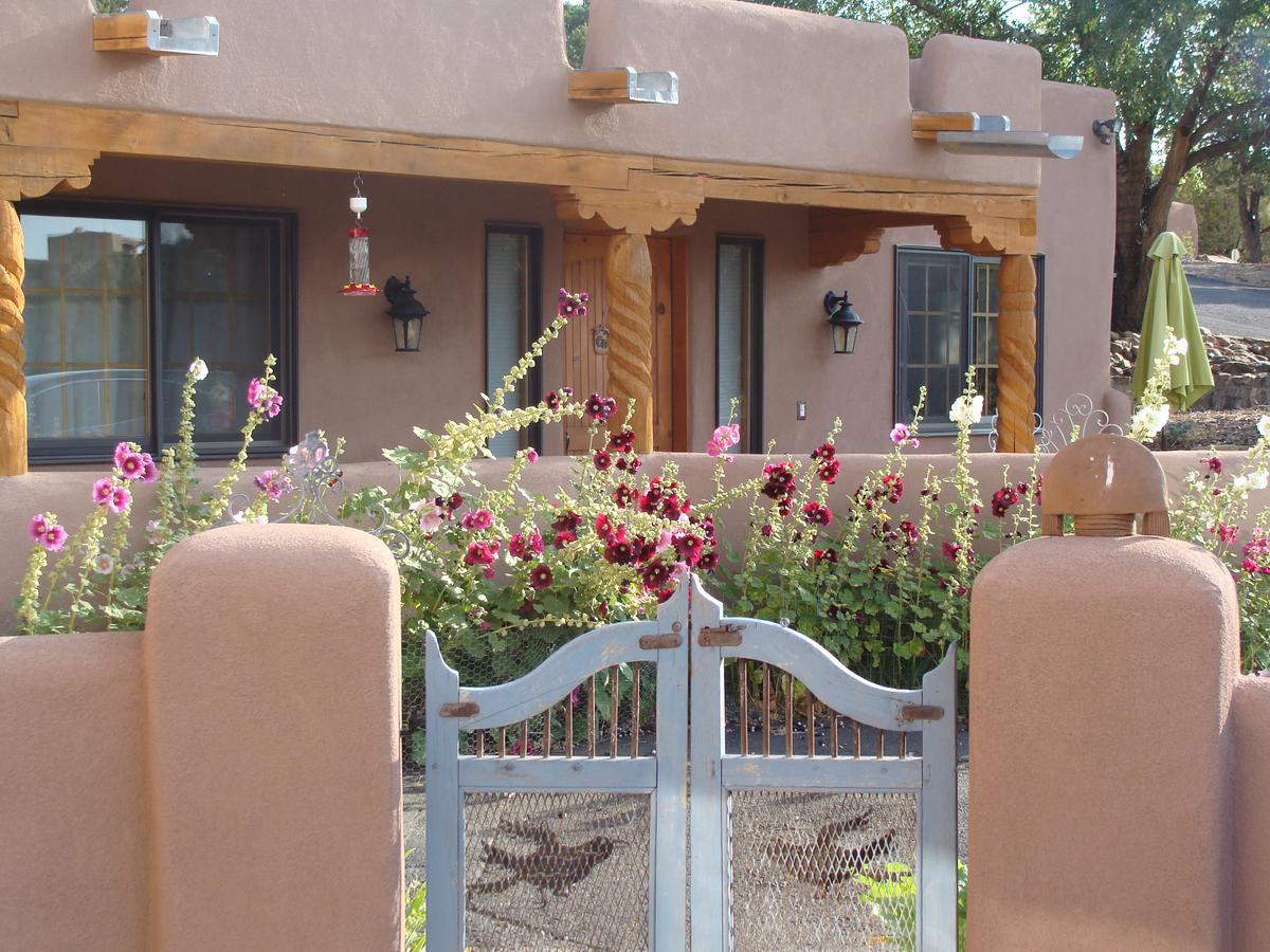 Ravens Ridge Bed & Breakfast Santa Fe Exterior photo